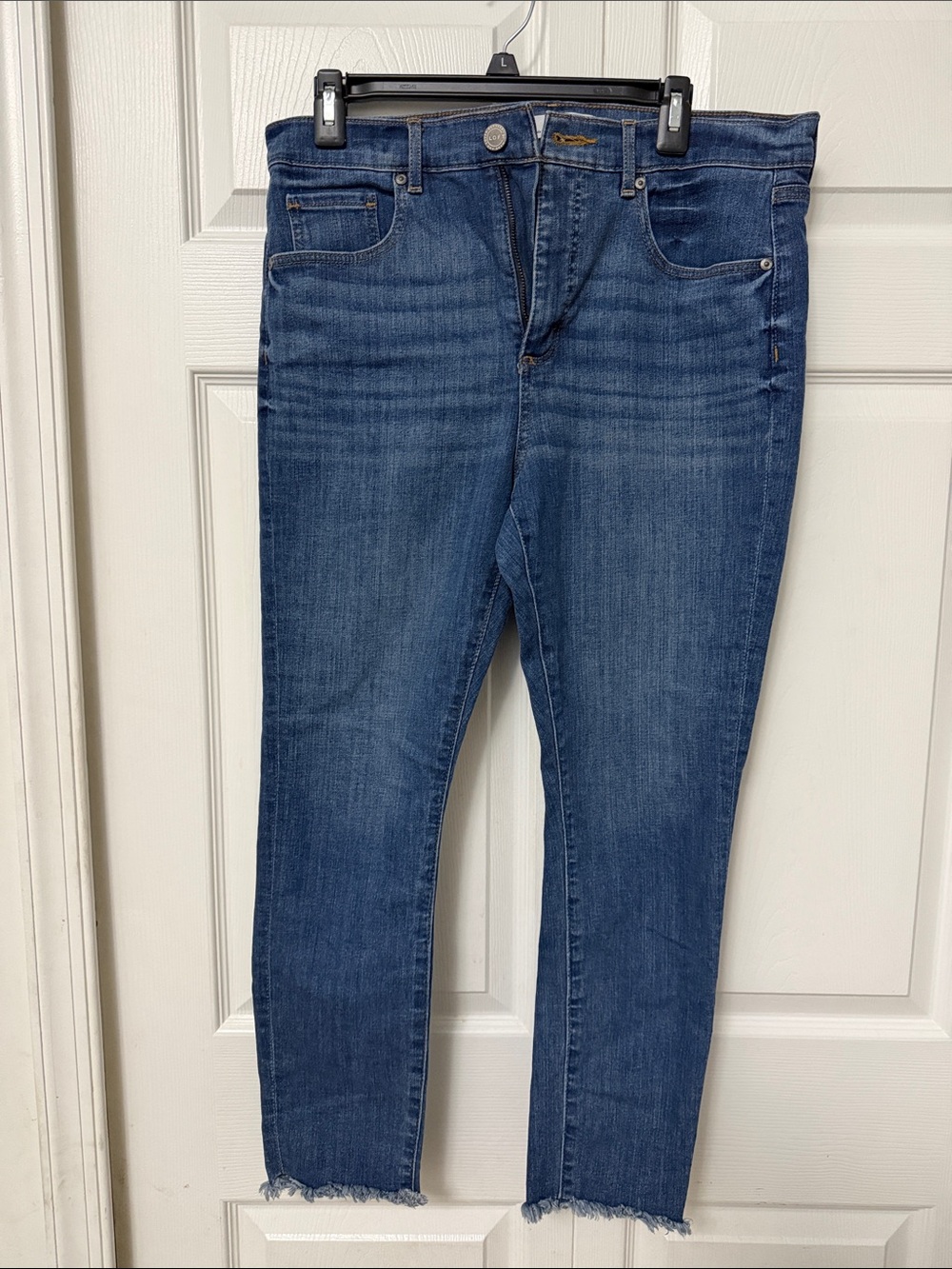 Loft Classic Women's Mid-Blue Denim Jeans distressed hem